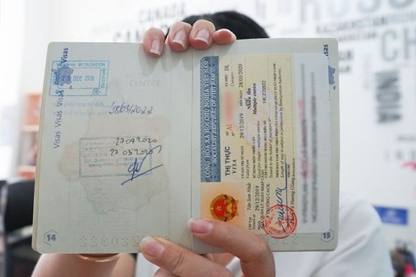Lưu-ý-khi-sử-dụng-dịch-vụ-làm-visa-nhập-cảnh-Việt-Nam Lưu ý khi sử dụng dịch vụ làm visa nhập cảnh Việt Nam